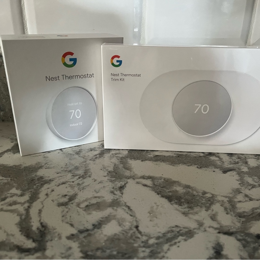 Google Nest Thermostat and Trim Kit in White